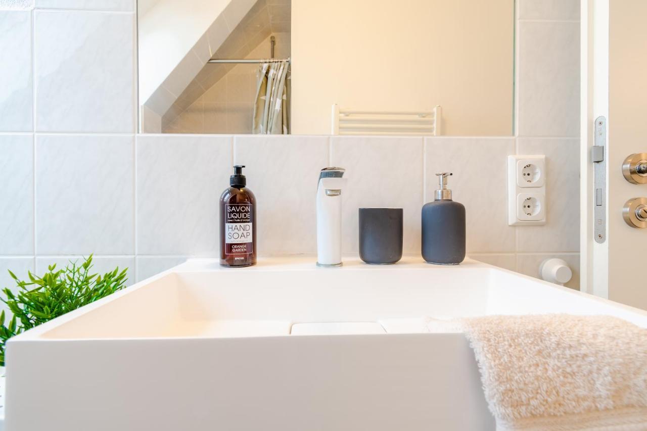 Home By Doni I Serviced Apartments I Ruhig I Zentral Nahe Rmcc, Staatsheater & Landtag Wiesbaden Esterno foto