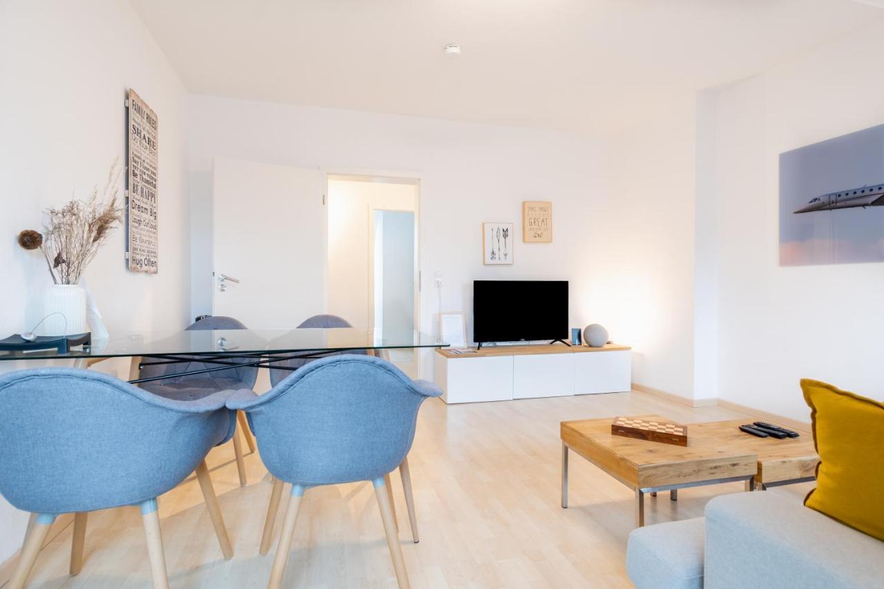 Home By Doni I Serviced Apartments I Ruhig I Zentral Nahe Rmcc, Staatsheater & Landtag Wiesbaden Esterno foto
