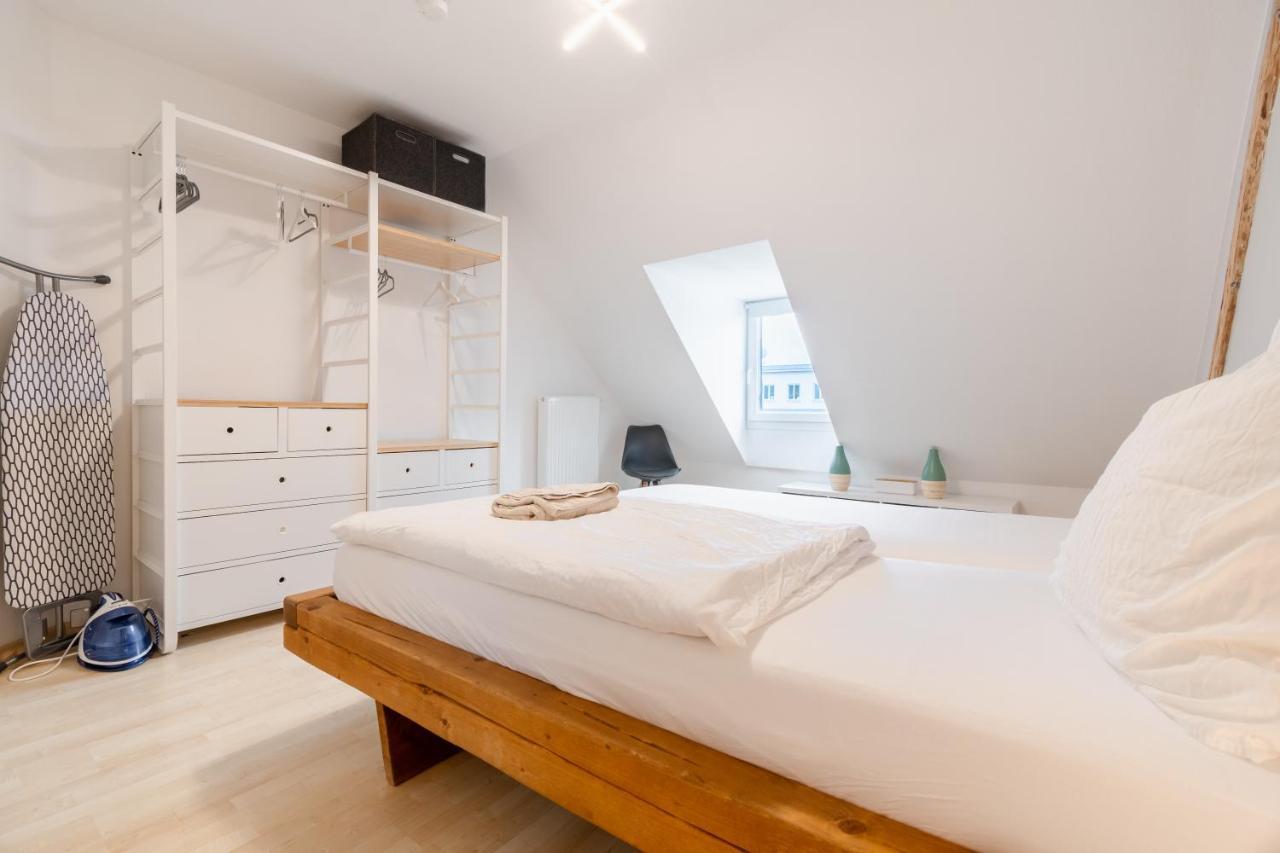 Home By Doni I Serviced Apartments I Ruhig I Zentral Nahe Rmcc, Staatsheater & Landtag Wiesbaden Esterno foto